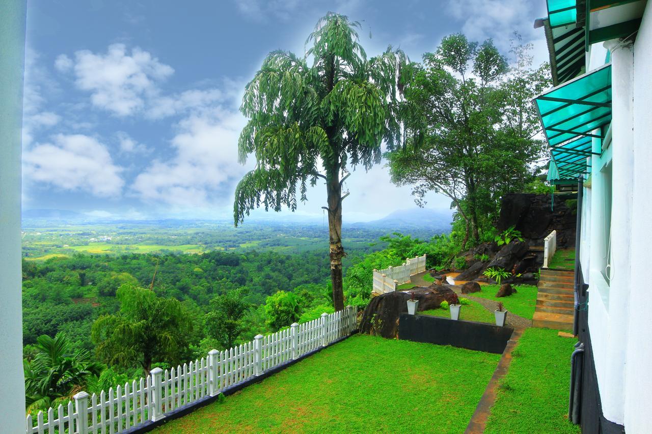 Danadhee Jungle Rest 3* Ratnapura